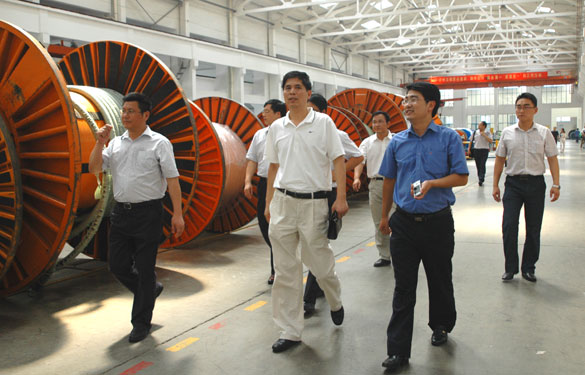 河海大学常州校区党委书记吴继敏一行十余人来凯发k8旅行考察