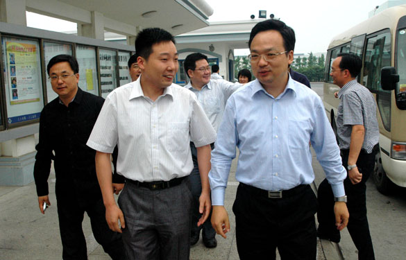 常州市副市长高清来凯发k8集团视察