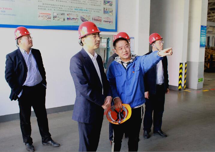 2018年4月9日，，，，，宣都会委常委、常务副市长汪谦慎来凯发k8电缆旅行考察