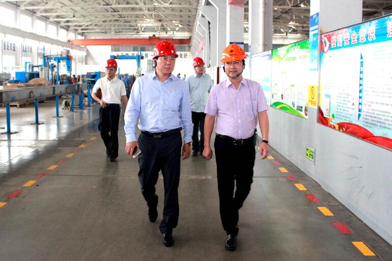 2018年5月25日，，，，，北京航天科工一院副院长史红卫、南大科技董事长韩一律向导来公司旅行