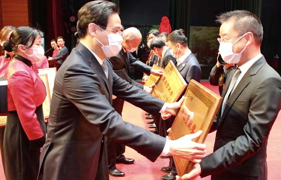 喜报频传，，，，振奋人心——凯发k8电缆连获殊荣