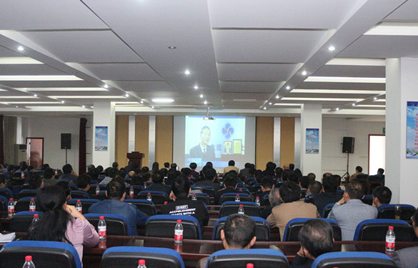 溧阳市教育局机关干部携全市中小学校长一行来凯发k8电缆旅行考察