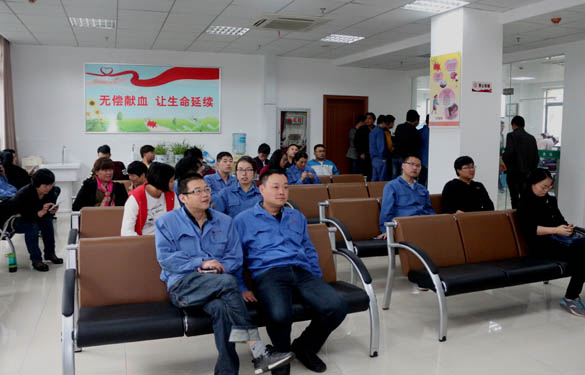 弘扬真善美，，，，，凯发k8电缆员工起劲加入无偿献血