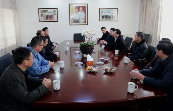 常州市地税局局长钱俊文一行来凯发k8电缆走访