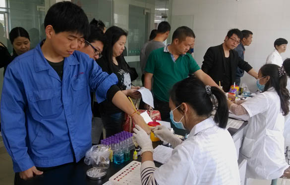 迎“五四”献爱心，，，，，凯发k8掀起献血热潮