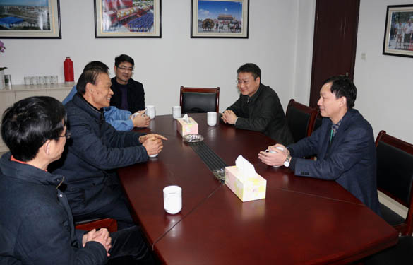 溧阳市地税局局长鞠嘹亮一行来凯发k8电缆走访