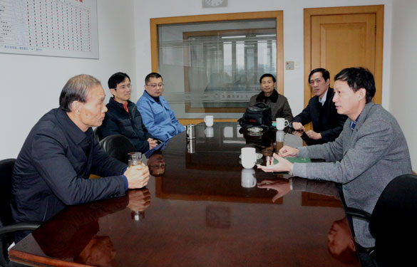 溧阳市地税局局长鞠嘹亮一行来凯发k8走访