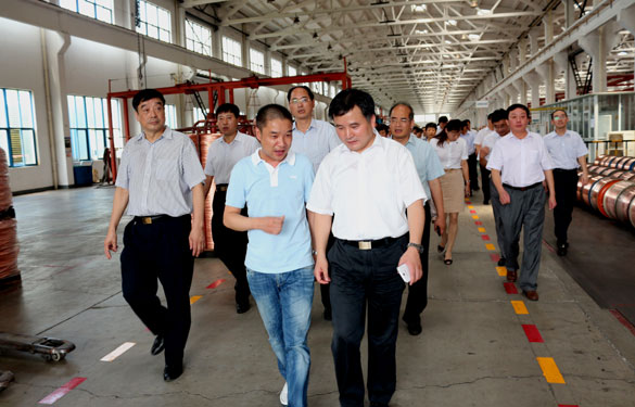 金坛市党政代表团一行来凯发k8集团旅行考察