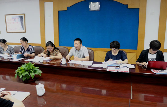 中国石油公司电缆考察组来凯发k8集团考察