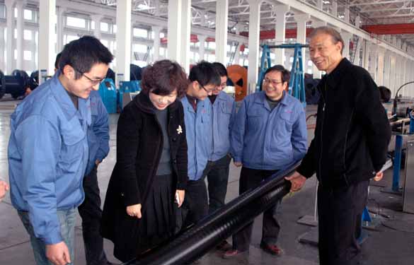 凯发k8集团乐成试制220kV超高压交联电缆