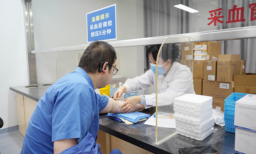 严冬暖心“检”，，，，，，，凯发k8电缆新一轮第二批康健大礼包派送完毕